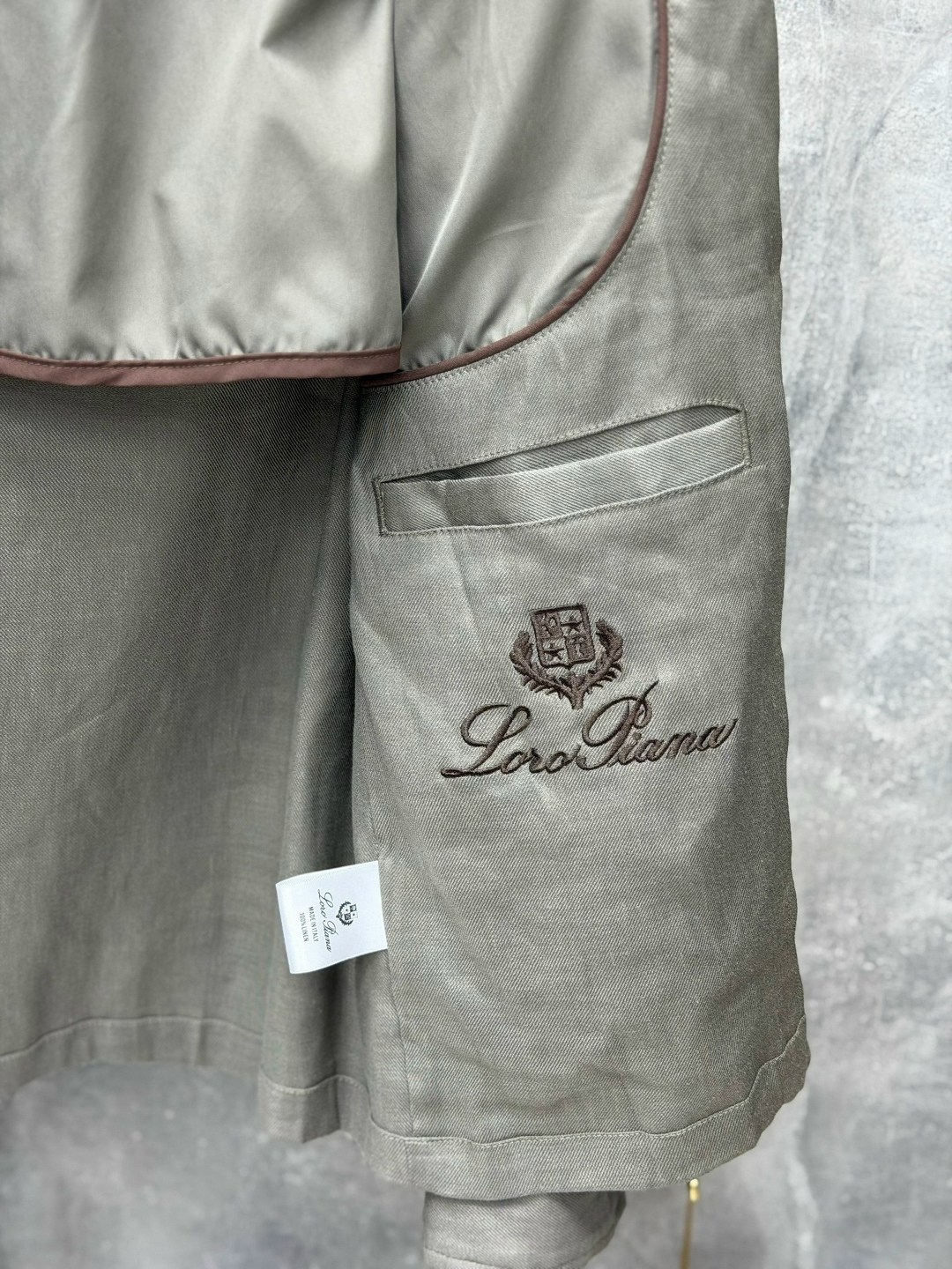 льняной костюм brunello cucinelli,костюм brunello cucinelli,мужской костюм льняной,костюм loro piana,мужской костюм из льна