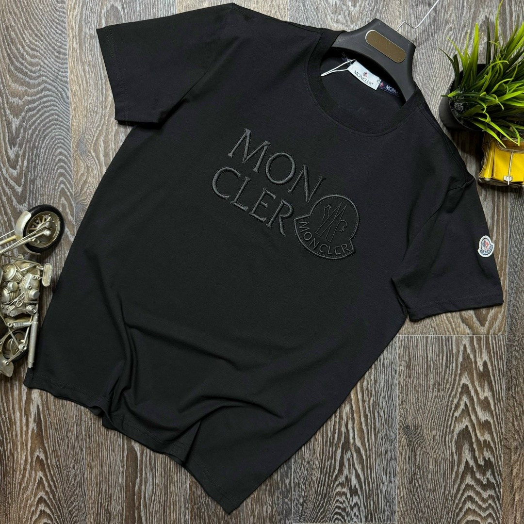 футболка moncler мужская,футболки мужские,футболка moncler,монклер футболка мужская,футболки женские мужские