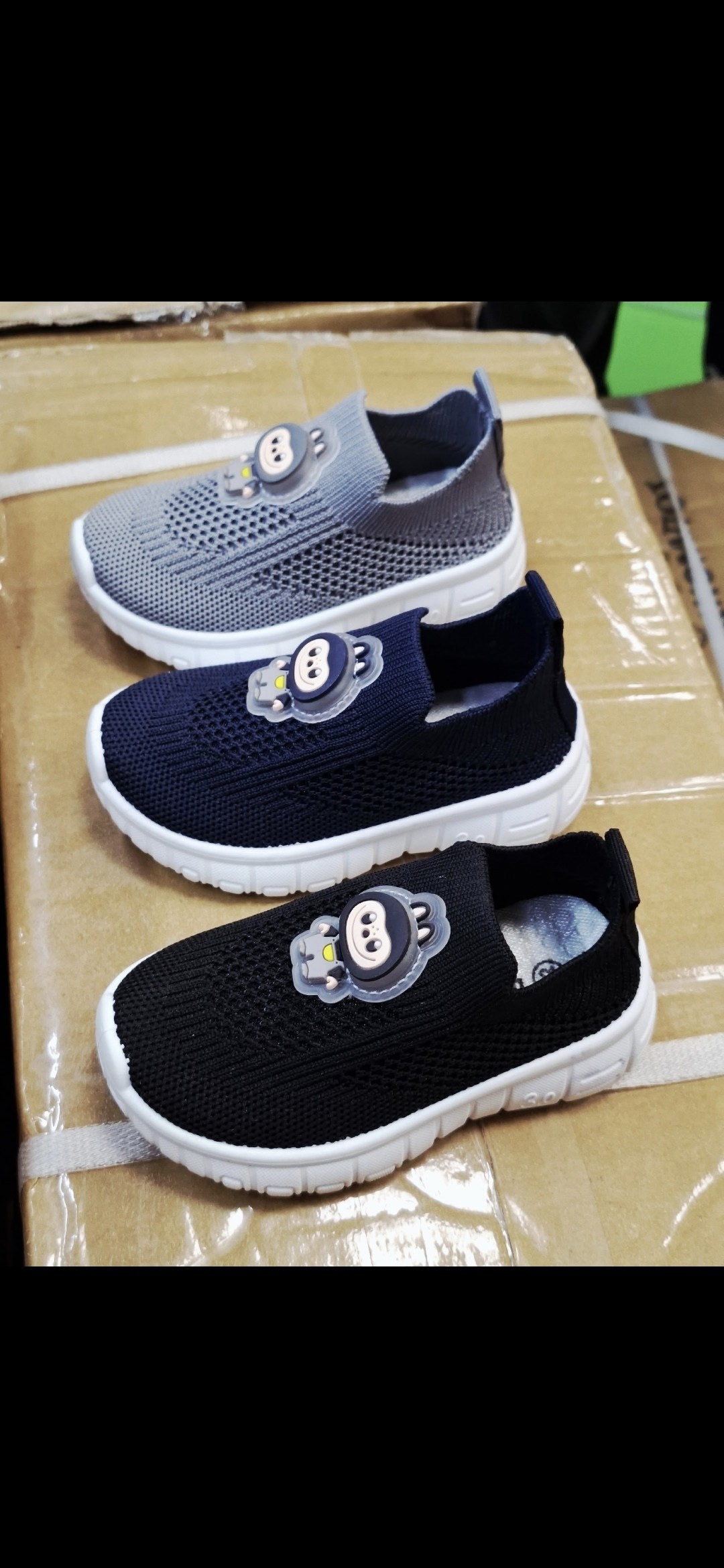 кроссовка детская,детские кроссовки,,кроссовки мальчику,слипоны детские