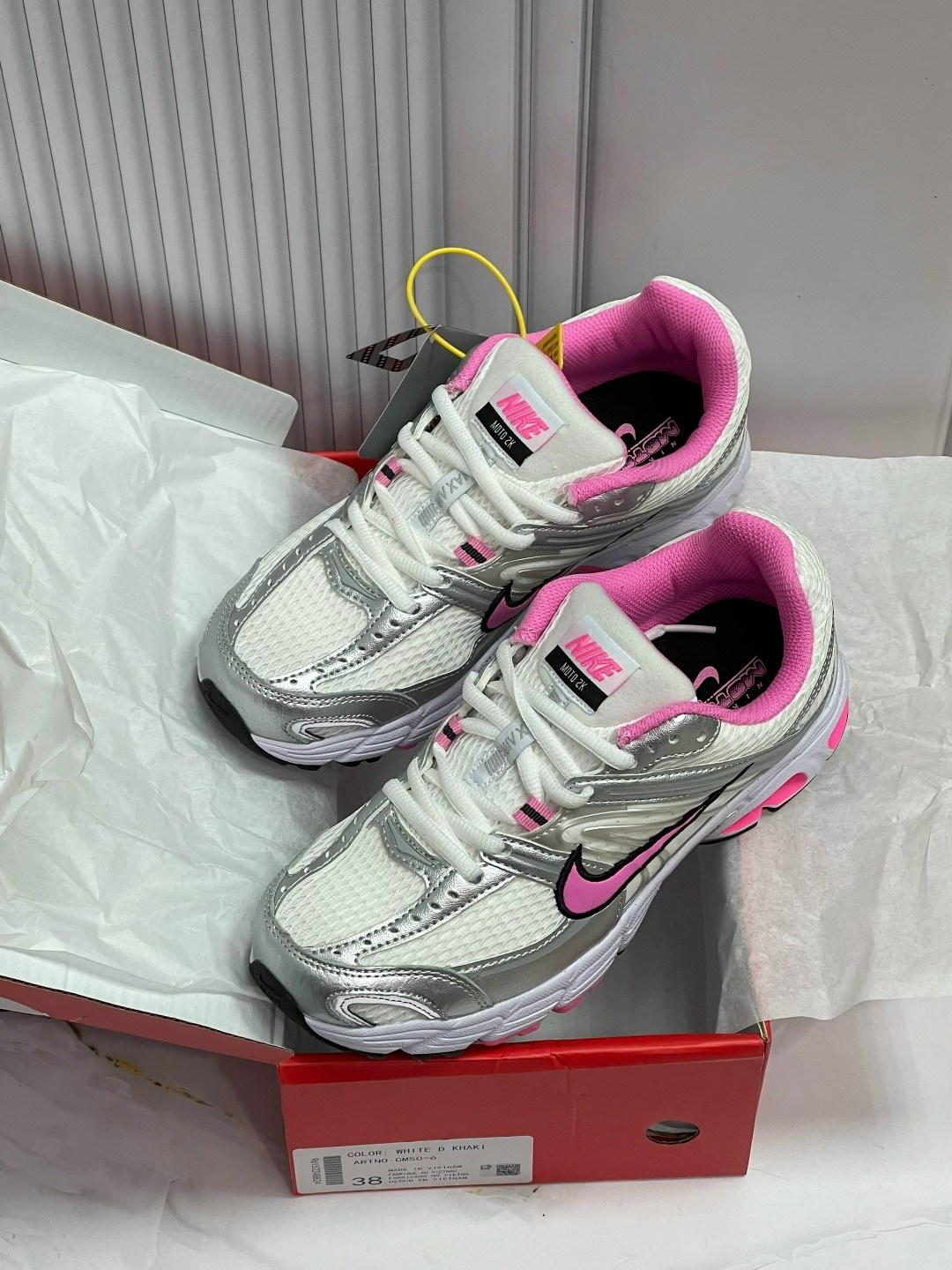 женские кроссовки nike air zoom vomero 5,кроссовки nike air zoom vomero 5,кроссовки nike zoom vomero 5,женские кроссовки nike,кроссовки женскиe