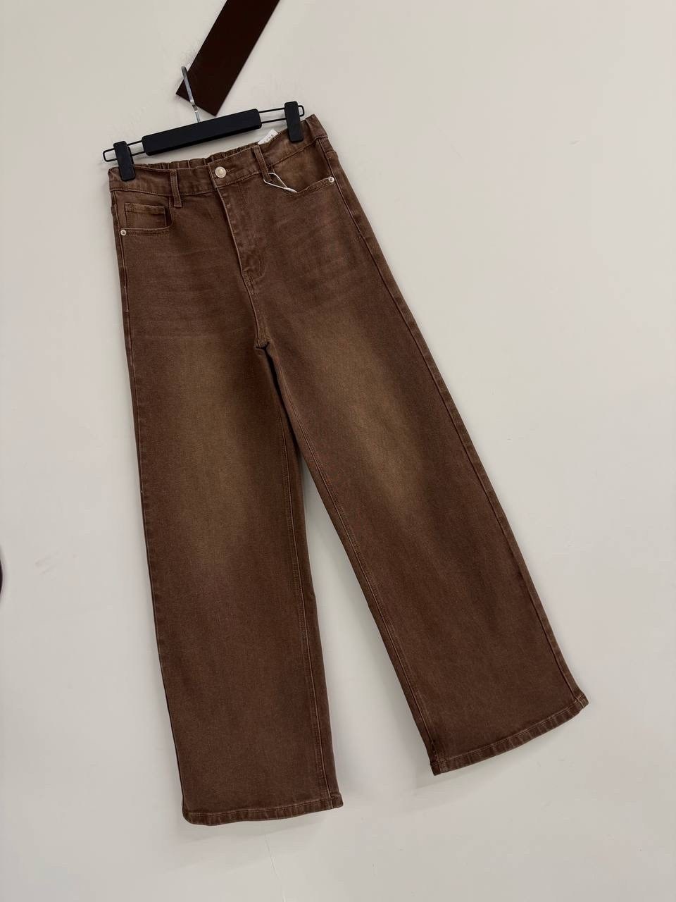 коричневые джинсы,джинсы широкие,коричневые джинсы женские,джинсы брюки,женские джинсы