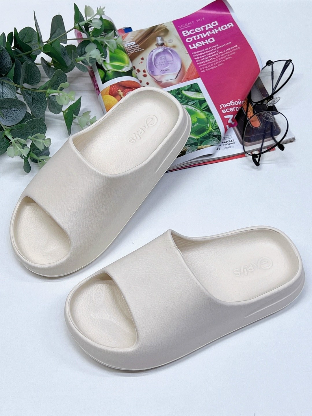 резиновые тапочки,шлепанцы женские,модные резиновые шлепки,тапочки модные,сабо женский