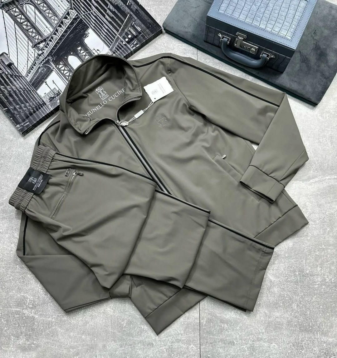 мужская куртка,ветровка мужская,стильная куртка,куртка ветровка мужская,куртка бомбер