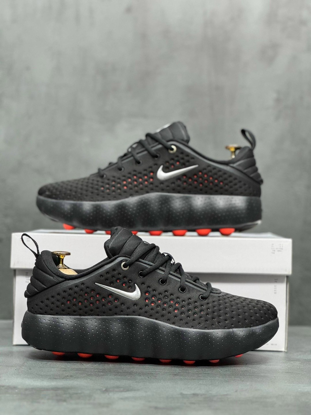 кроссовки,кроссовки nike,,кроссовки черные,nike mind 002