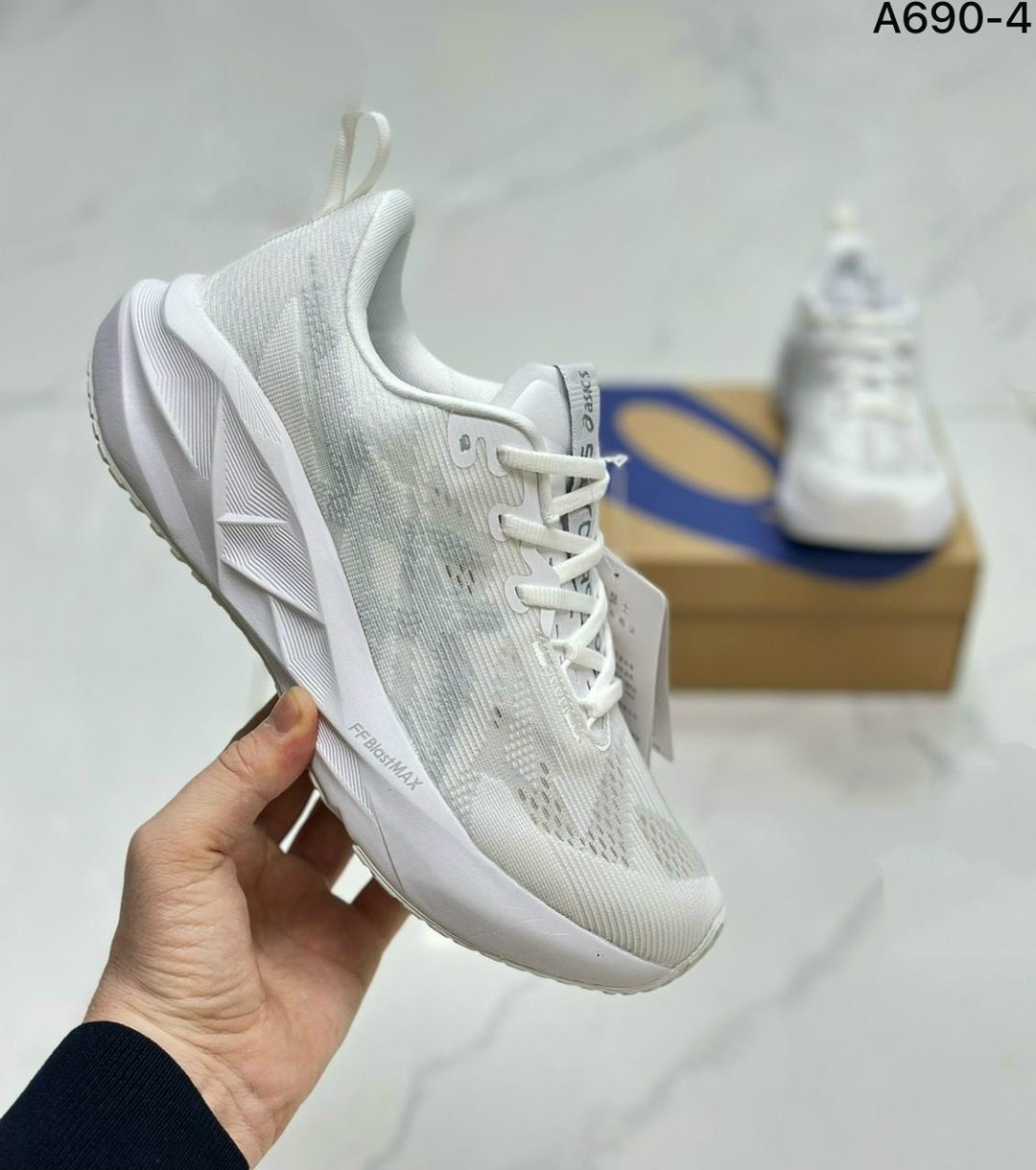 кроссовки asics,кроссовки женские asics,кроссовки,женские кроссовки,спортивная