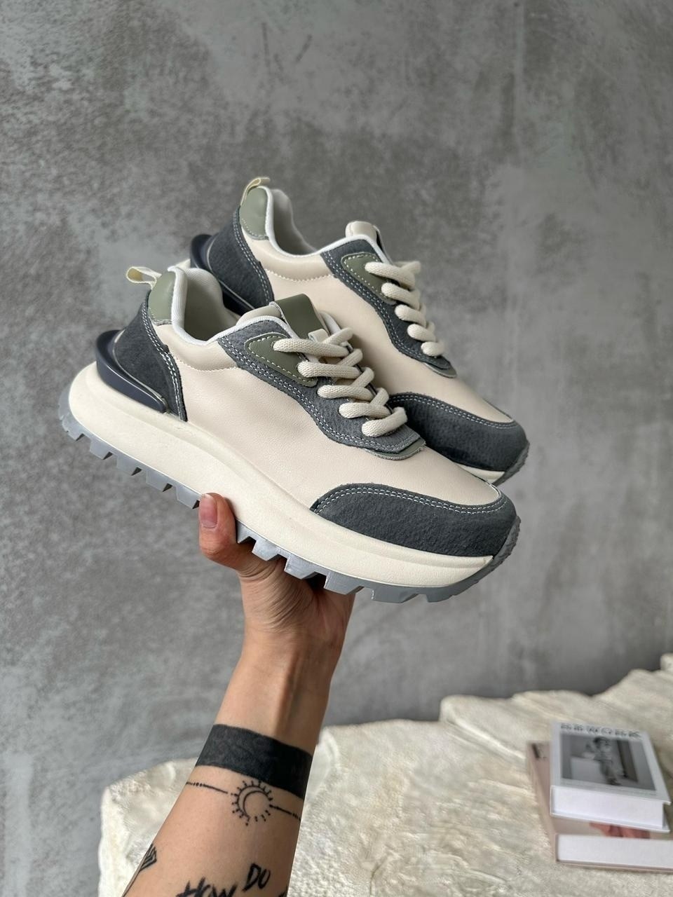 женские кроссовки,кроссовки модные,кроссовки для женщин,кроссовки стильные,кроссовки на платформе