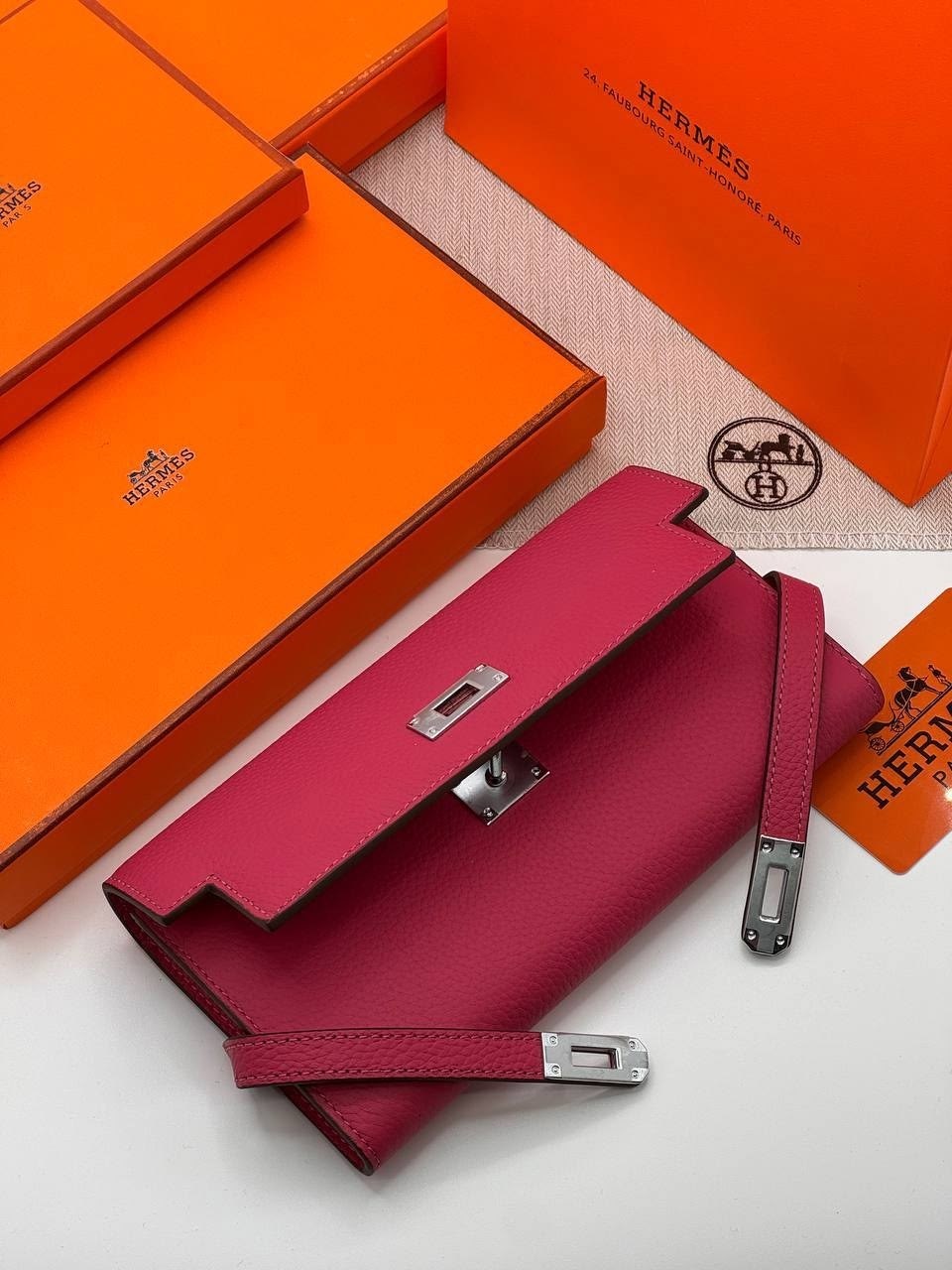 женская сумка hermes,сумка hermes,женская сумка hermes kelly,hermes kelly pochette,сумка hermes kelly