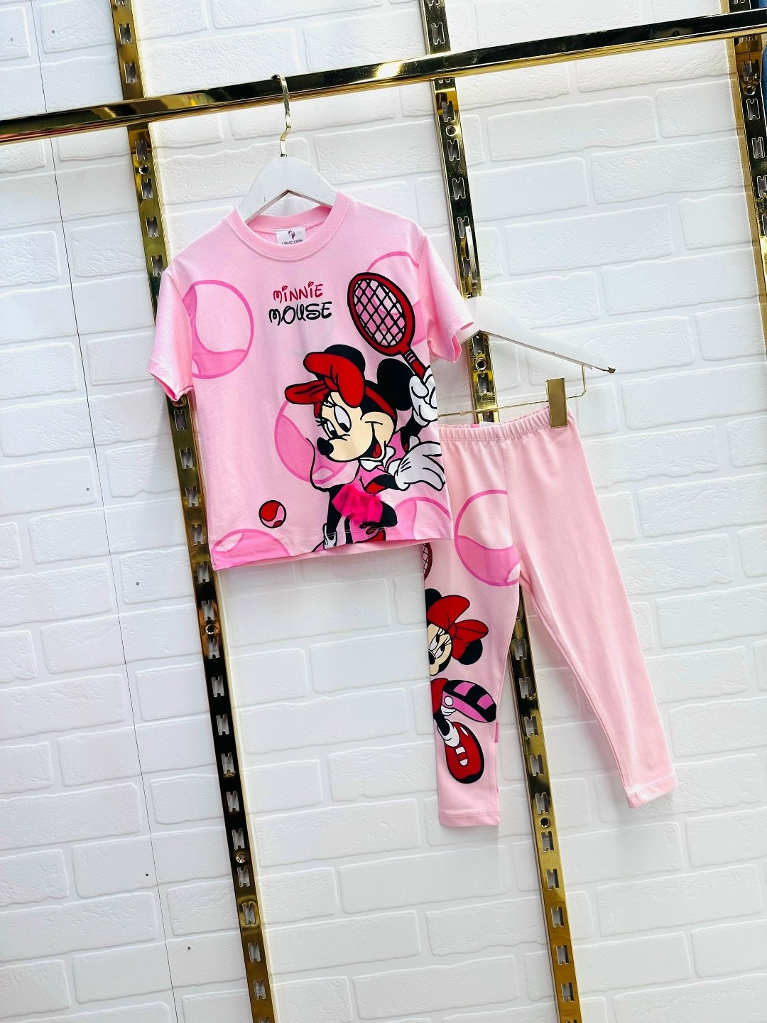 костюм для девочки с минни маус,комплект одежды,костюм для девочек,одежда для девочек,комплект одежды девочке