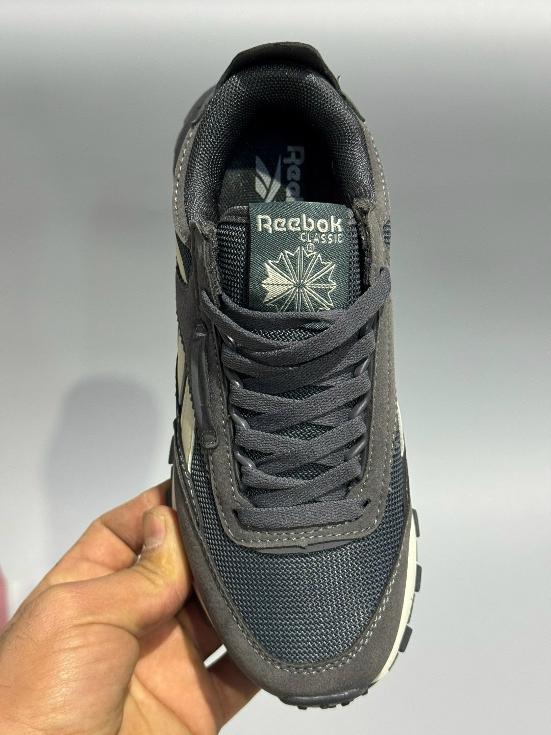 reebok кроссовки,кроссовки reebok classic,кроссовки reebok classic leather legacy,reebok classic leather legacy,кроссовки мужские reebok