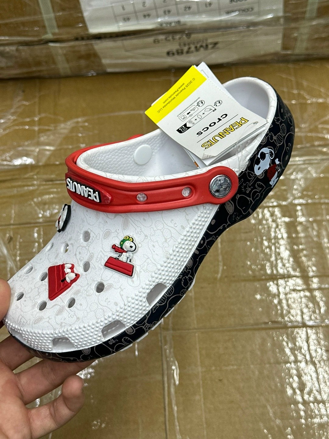 10 us crocs x spongebob patrick star classic clog,сандалии x spongebob squarepants classic clog patrick crocs розовый,crocs spongebob squarepants patrick star classic clog,,кроксы губка боб