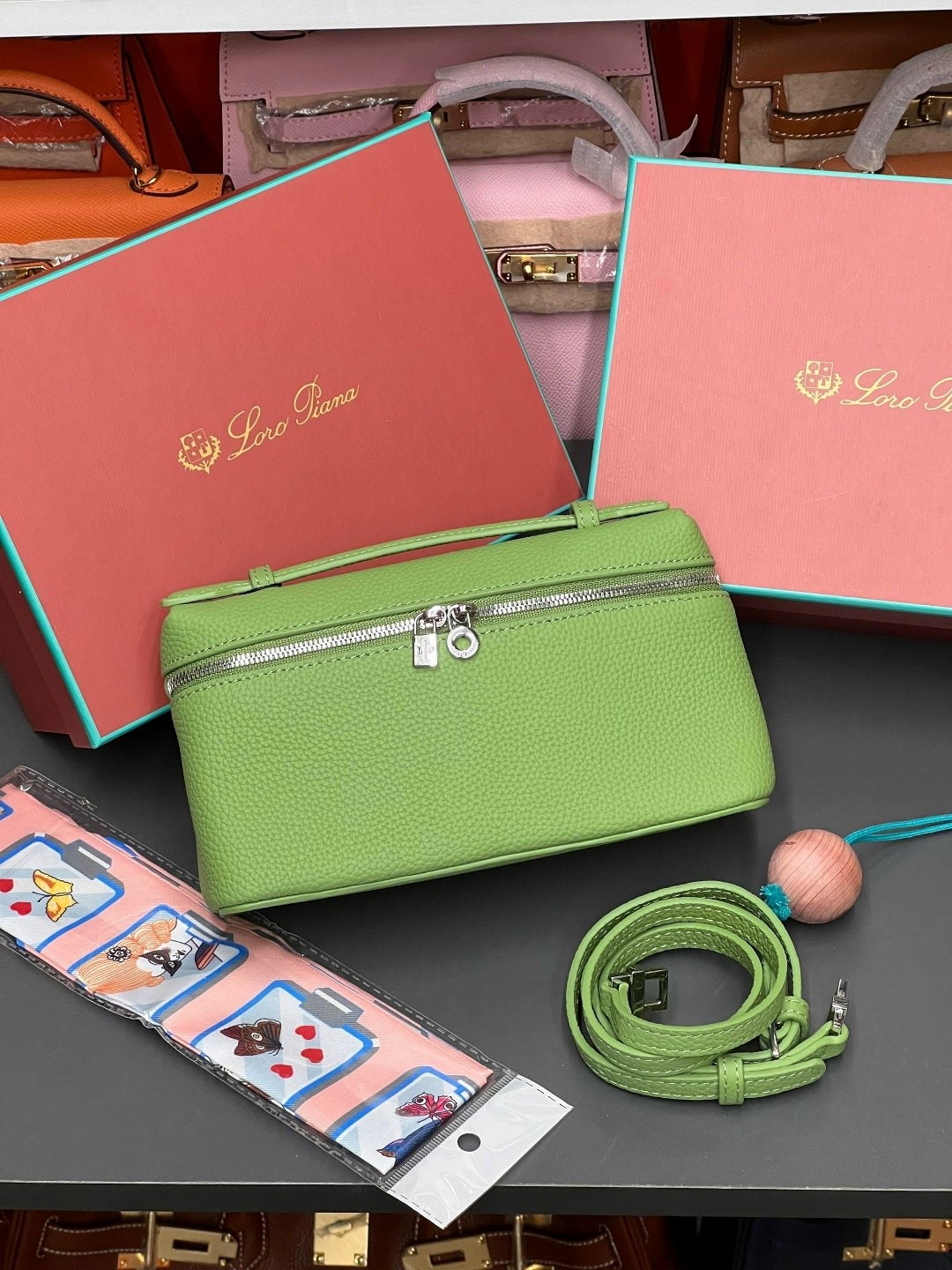 loro piana сумка,женская сумка,сумка,аксессуар для сумки,модная сумка