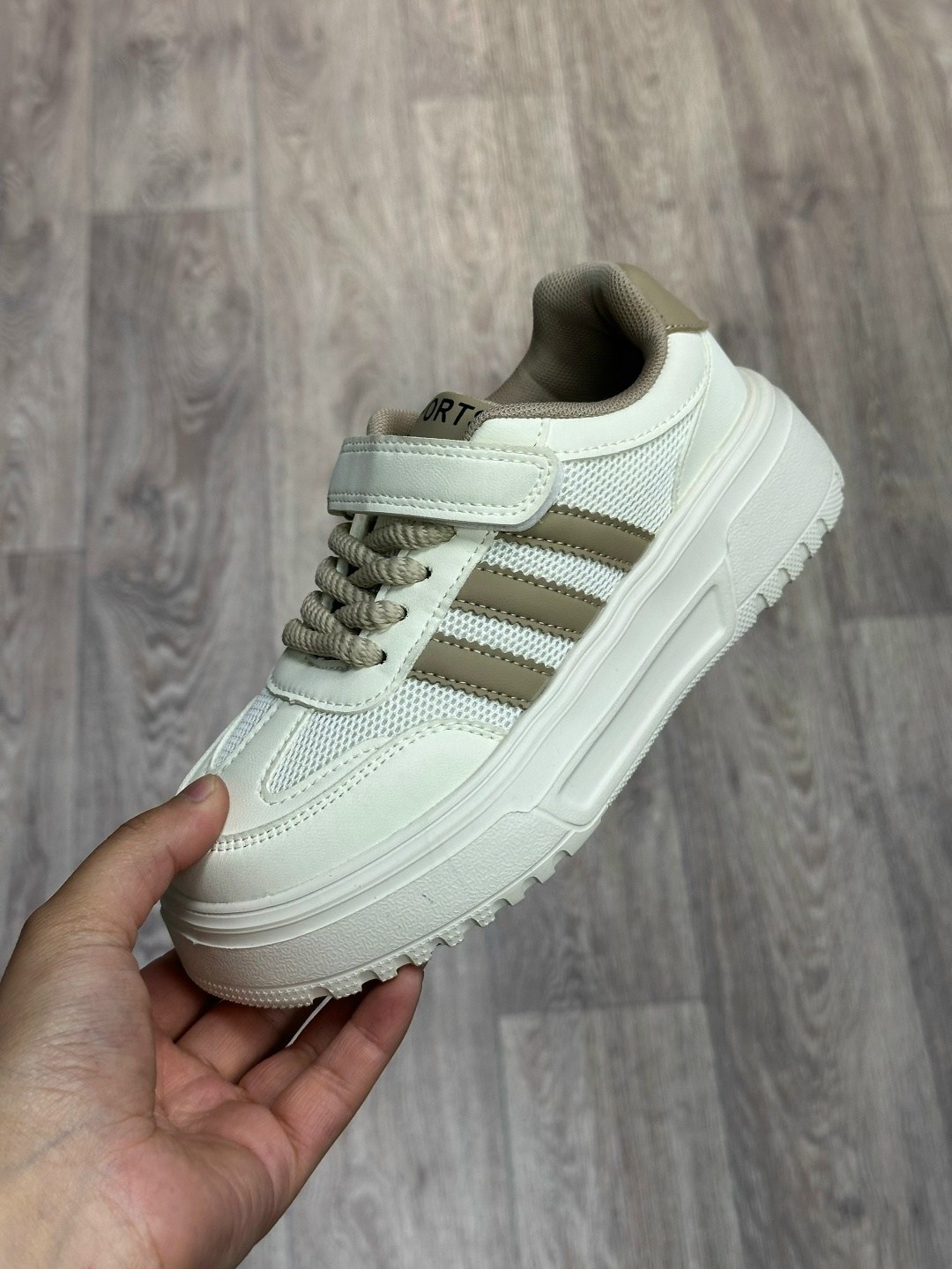 ,женские кроссовки,кроссовки эко,кроссовки adidas,кроссовка