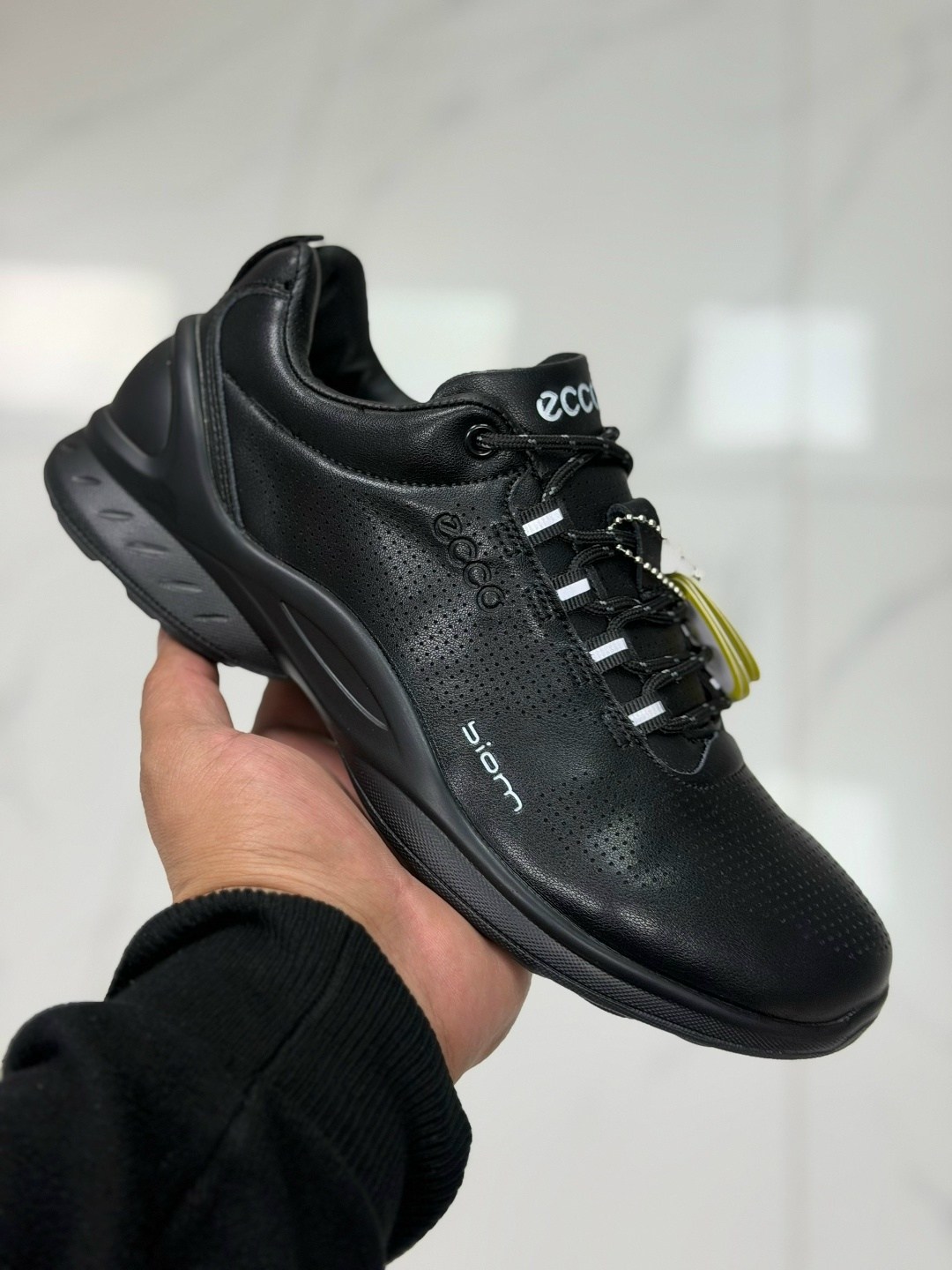 кроссовки ecco biom мужские,кроссовки ecco biom,кроссовки ecco мужские,мужские кожаные кроссовки ecco biom fjuel,кроссовки ecco