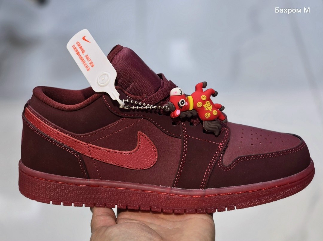 кроссовки,красные кроссовки,бордовые найки,кеды кроссовки,nike air force 1