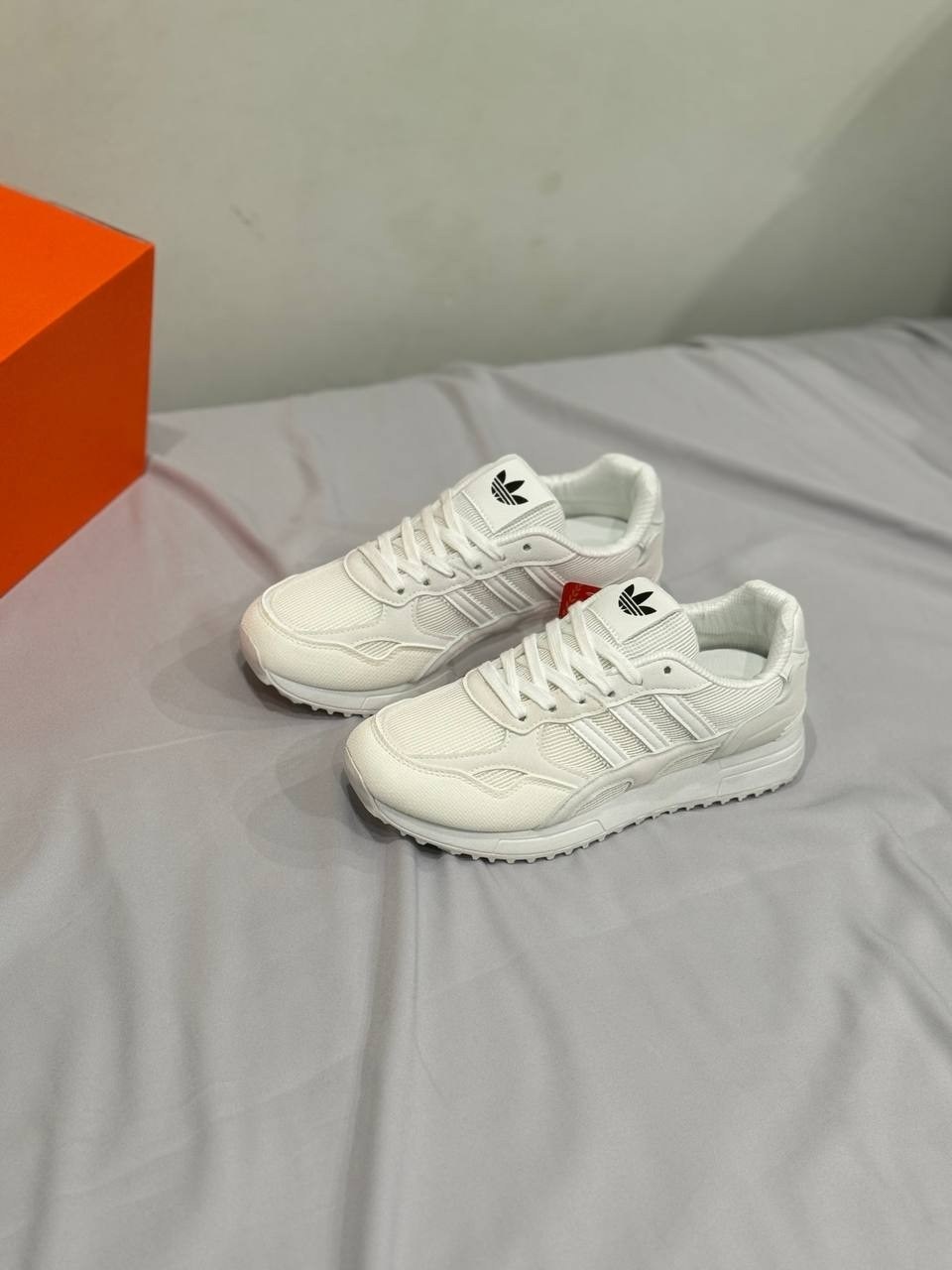 кроссовки женские adidas,кроссовки adidas,кроссовки белые adidas,кроссовки,адидас кроссовки белые за 12 тыщ