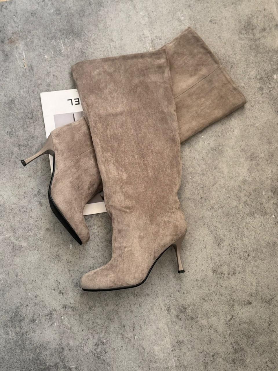 касадей ботфорты замшевые,серые замшевые сапоги,замшевые серые сапоги на вайлдберриз,замшевые сапоги,сапоги женские серые замшевые