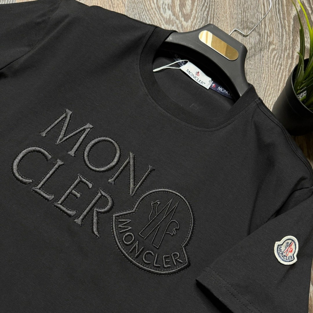 футболка moncler мужская,футболки мужские,футболка moncler,монклер футболка мужская,футболки женские мужские