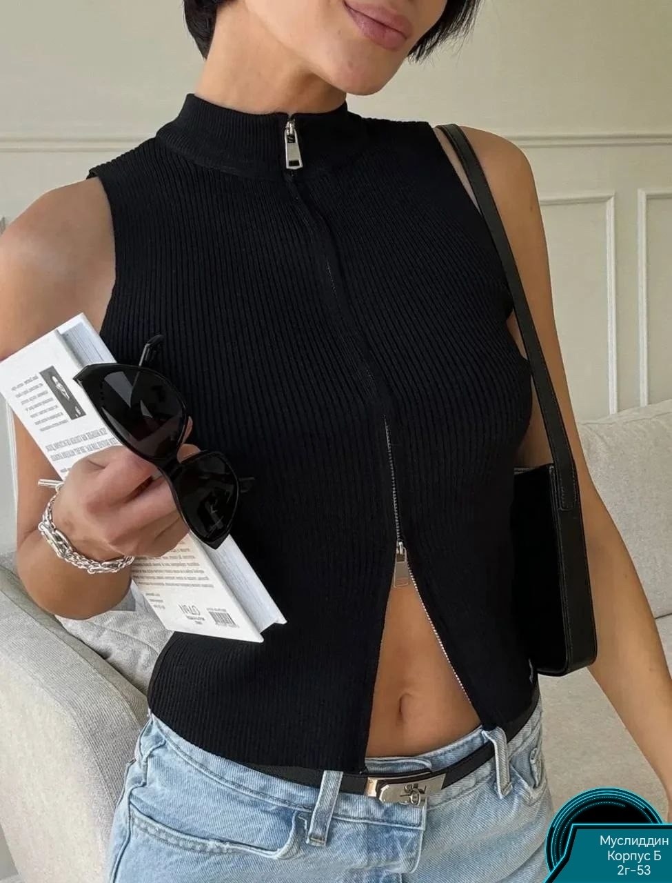 кроп топ в рубчик под пиджак,майка на молнии,топ на молнии,вязаный трикотаж,женская кофта