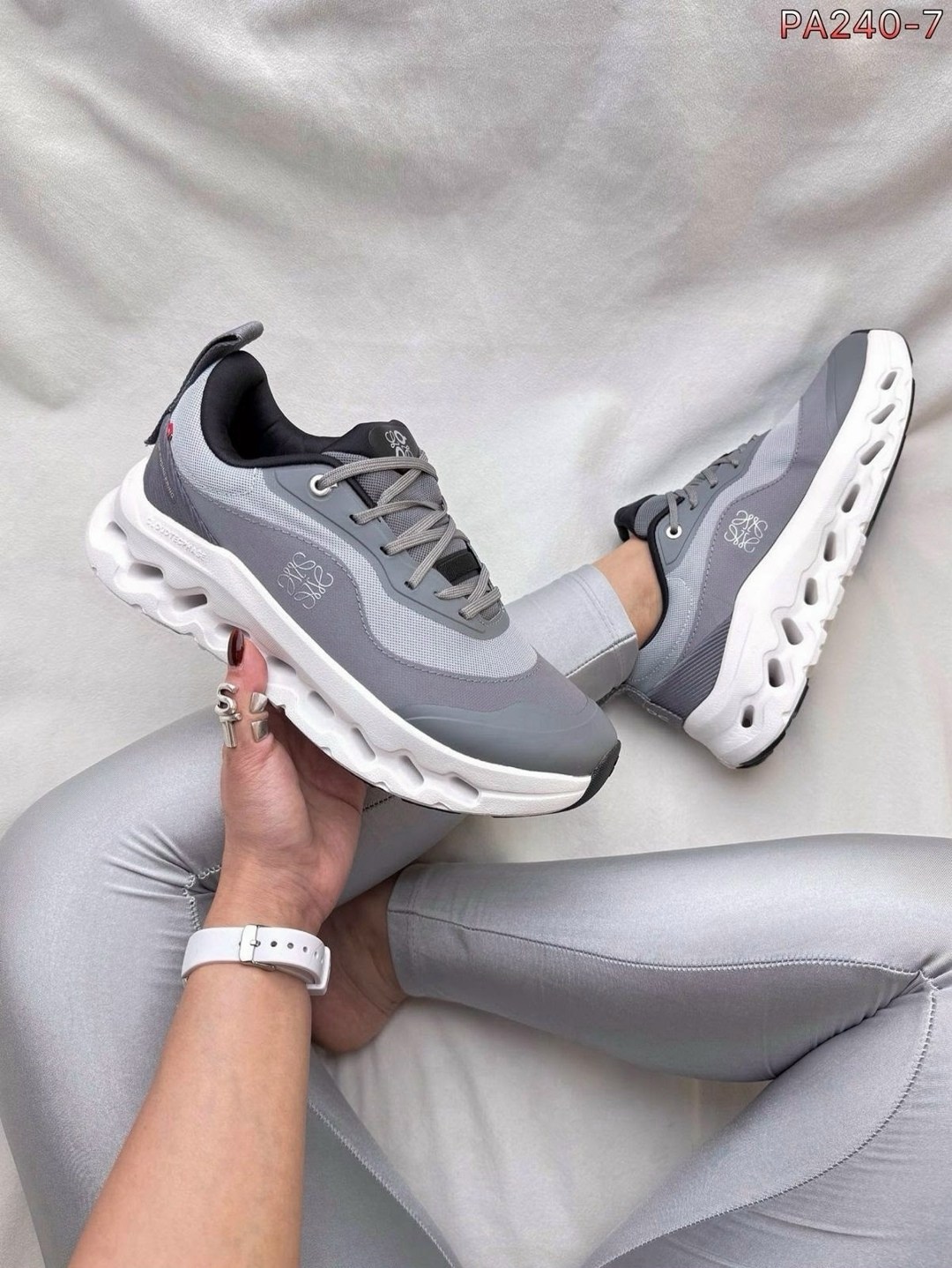 loewe кроссовки,кроссовки on x loewe cloudtilt 2,on cloud x loewe 9723 повседневная  кроссовки,кроссовки on x loewe cloudtilt 2 men shoes,кроссовки on loewe x cloudtilt 2 tan white gum