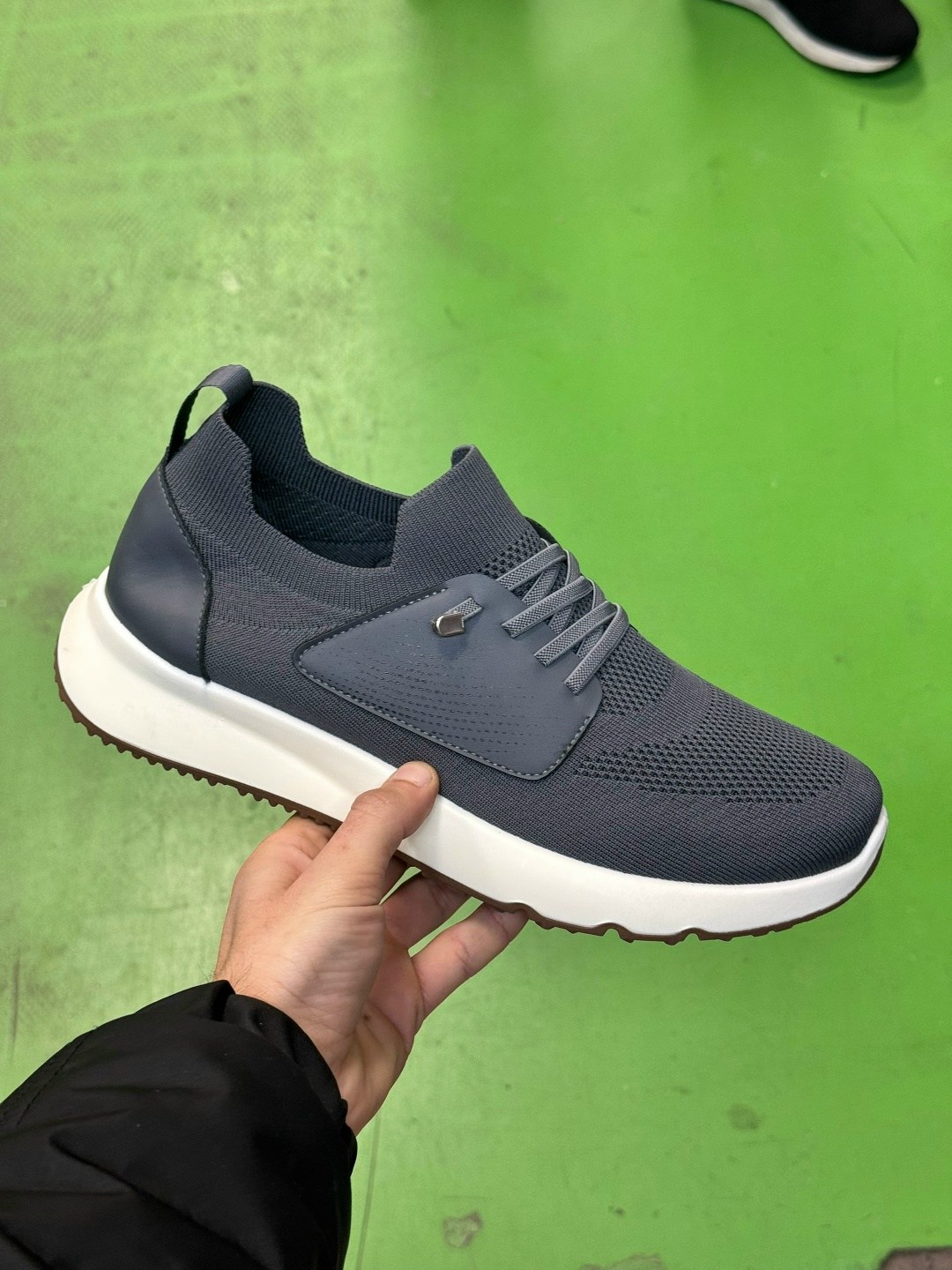 ,кроссовка мужской,мужские кроссовки,черные кроссовки,мужские текстильные кроссовки