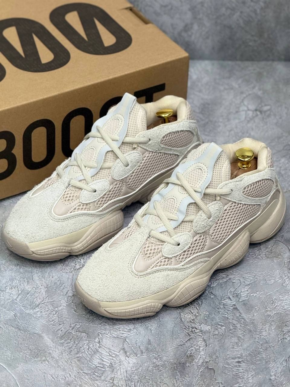 кроссовки adidas yeezy boost 500,adidas yeezy boost 500,кроссовки adidas yeezy boost 700,кроссовки adidas yeezy boost,мужские кроссовки adidas yeezy boost 500 бежевые