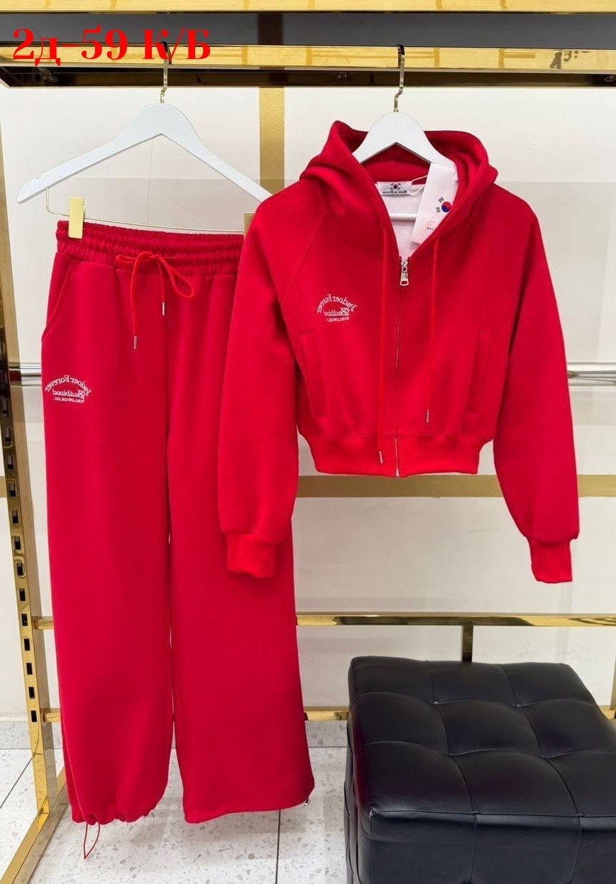 спортивный костюм спортивные костюмы,спортивный костюм женский,спортивный костюм,женский красный костюм miu miu,женский костюм