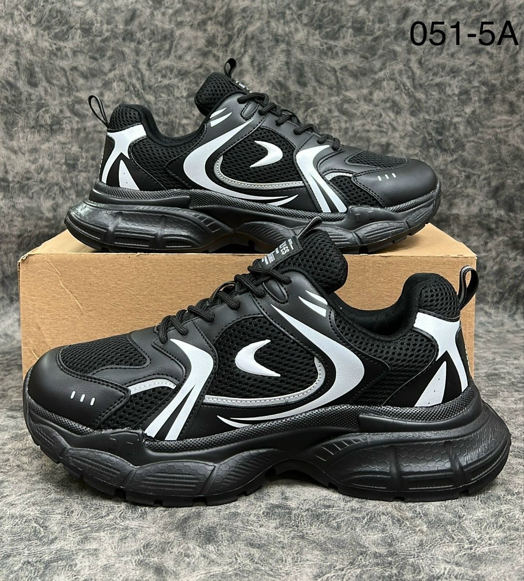 кроссовки,кроссовки женскиe,модные кроссовки,массивные кроссовки,кроссовки повседневные