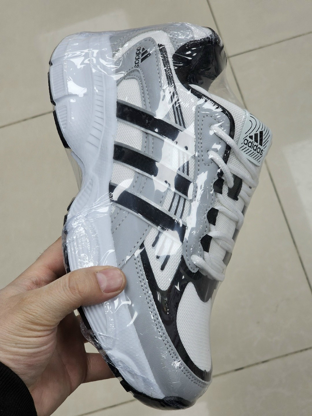 кроссовки adidas,кроссовки adidas мужские,женские кроссовки,кроссовки мужские adidas летние,кроссовка