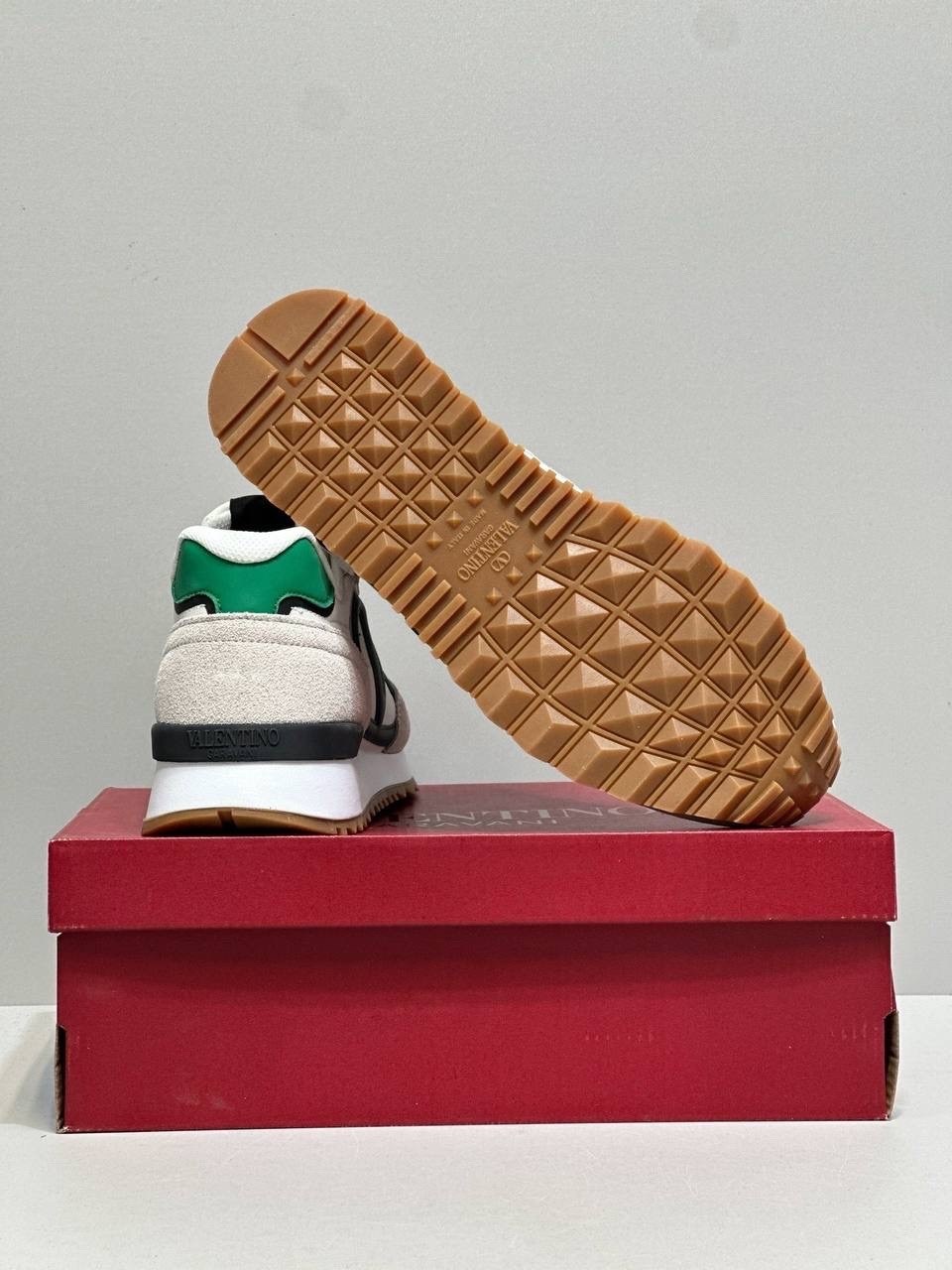 valentino кроссовки,кроссовки valentino мужские,кроссовки для мужчин,кроссовки валентино,кроссовки valentino garavani
