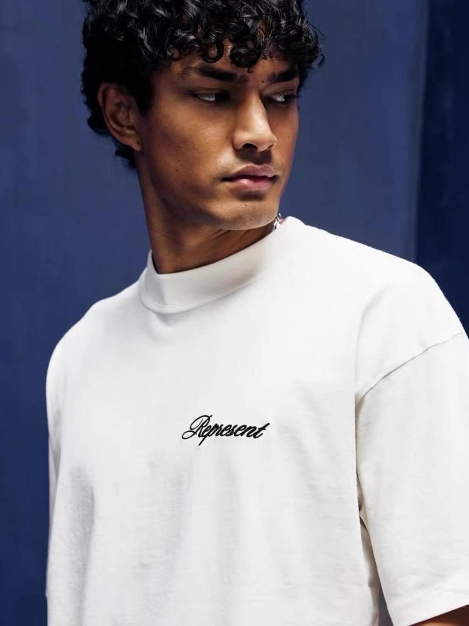 футболке,мужские джинсы,футболки оверсайз,белая футболка