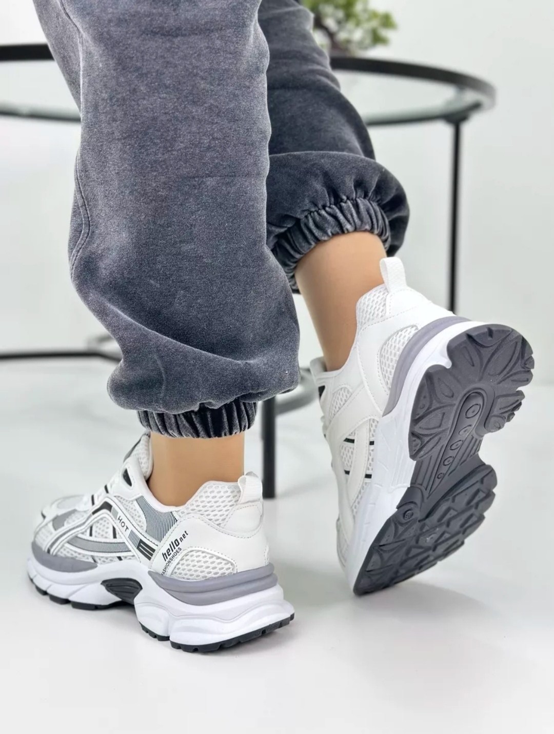 женские кроссовки,модные женские кроссовки,kроссовки спортивные,кроссовки на высокой подошве,кроссовки бона женские