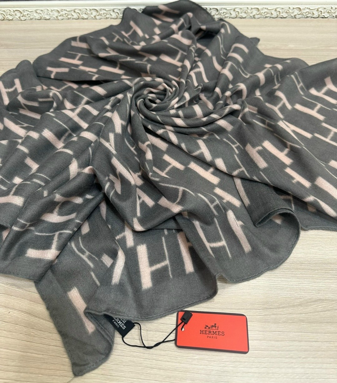 женский платок,платки шарф,шелковый платок,платок chanel,шарфы для женщин