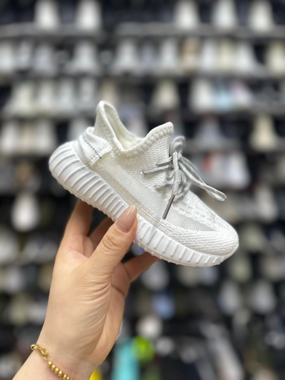 adidas yeezy boost 350 v 2,кроссовки adidas yeezy boost 350,кроссовки адидас изи буст 350 оригинал,adidas yeezy boost 350,adidas yeezy boost 350 v2 oreo