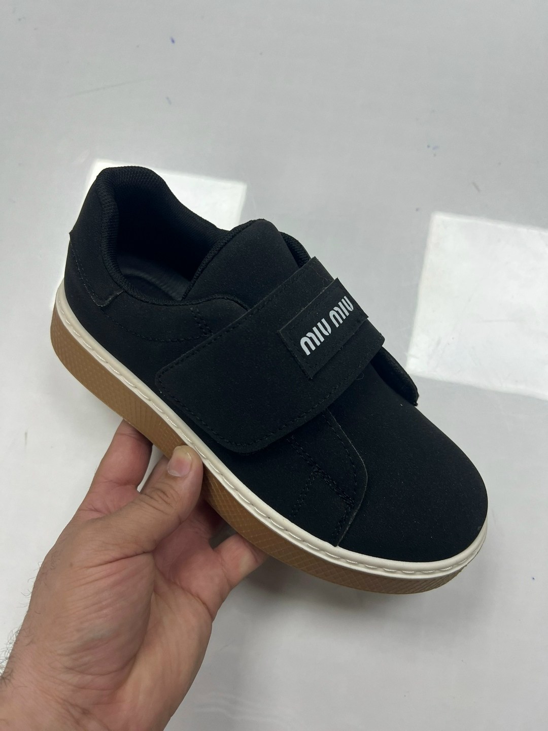 ,детские кроссовки,кроссовки мальчику,спортивная ,кроссовки на липучках