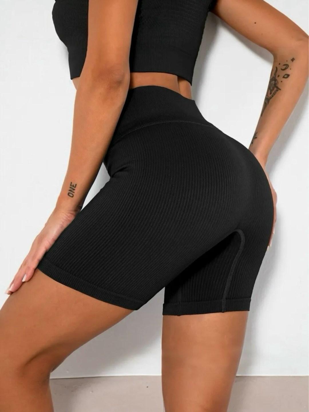 женские велосипедки в рубчик,спортивные шорты с высокой талией,шорты для фитнеса в рубчик,короткие велосипедки женские,велосипедки шорты для спорта