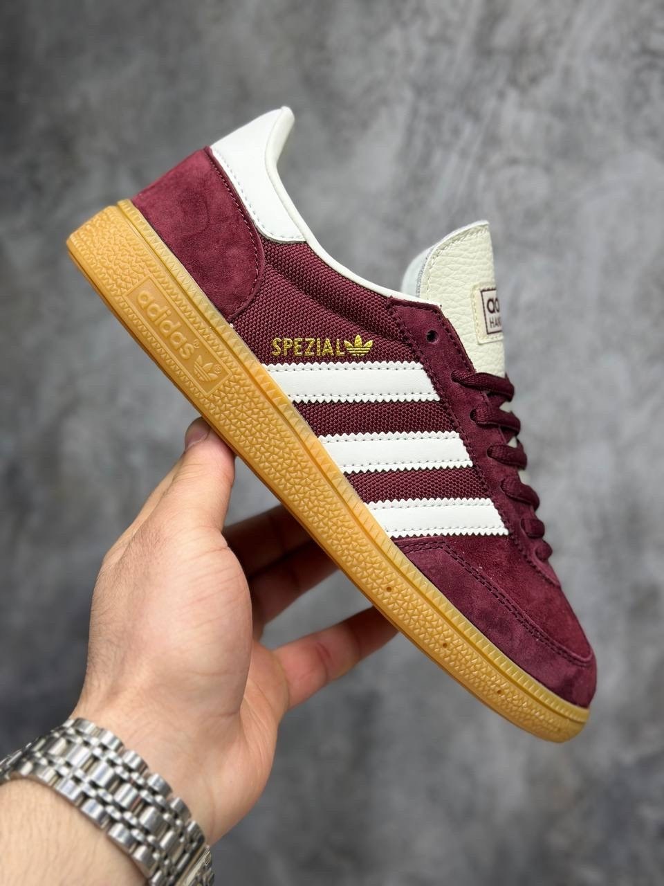 adidas originals handball spezial,кроссовки adidas originals handball spezial,adidas handball spezial,adidas handball spezial sporty & rich shadow red,кроссовки adidas handball spezial