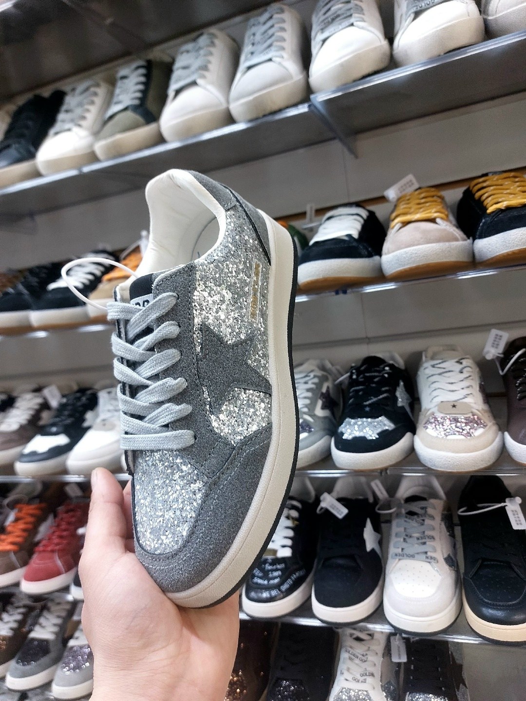 golden goose кроссовки,кеды golden goose golden goose кеды golden goose,кеды golden goose,кроссовки golden goose с пайетками на платформе,