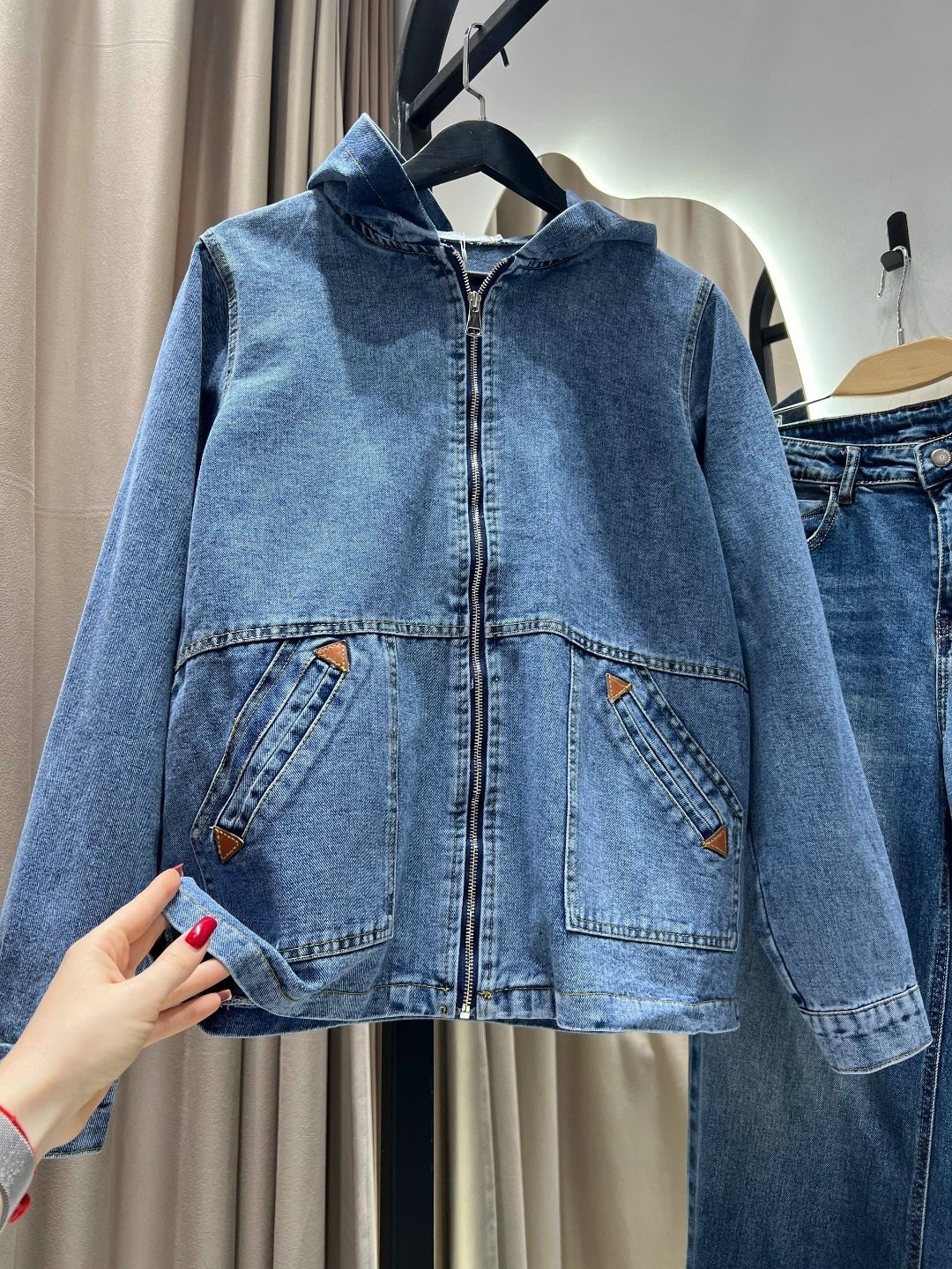 марк спенсер куртка джинсовая женская,женская джинсовая куртка большого размера,джинсовая куртка большие размеры,куртка джинсовая женская большие размеры,джинсовая куртка больших размеров