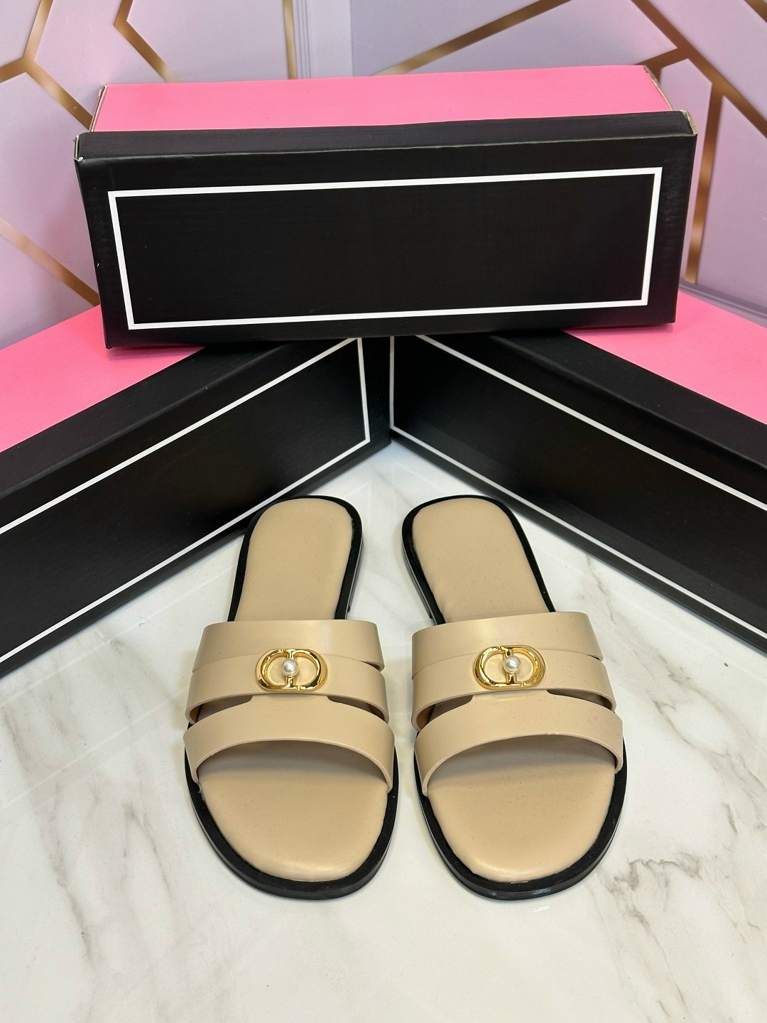 ,женские сандалии,тапочки модные,женские шлепанцы,сандалии