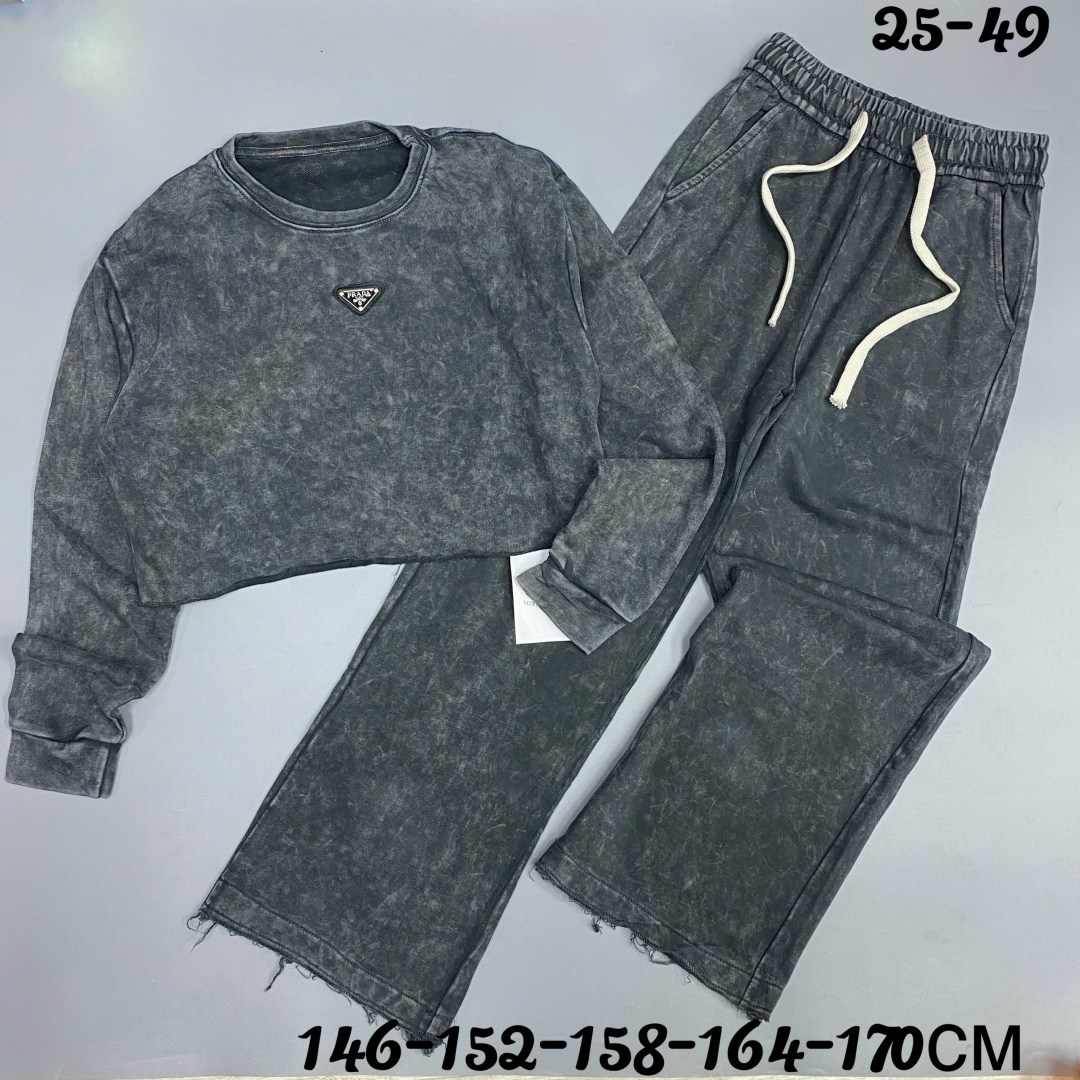 женский спортивный костюм,костюм с брюками,костюм с начесом,спортивный костюм