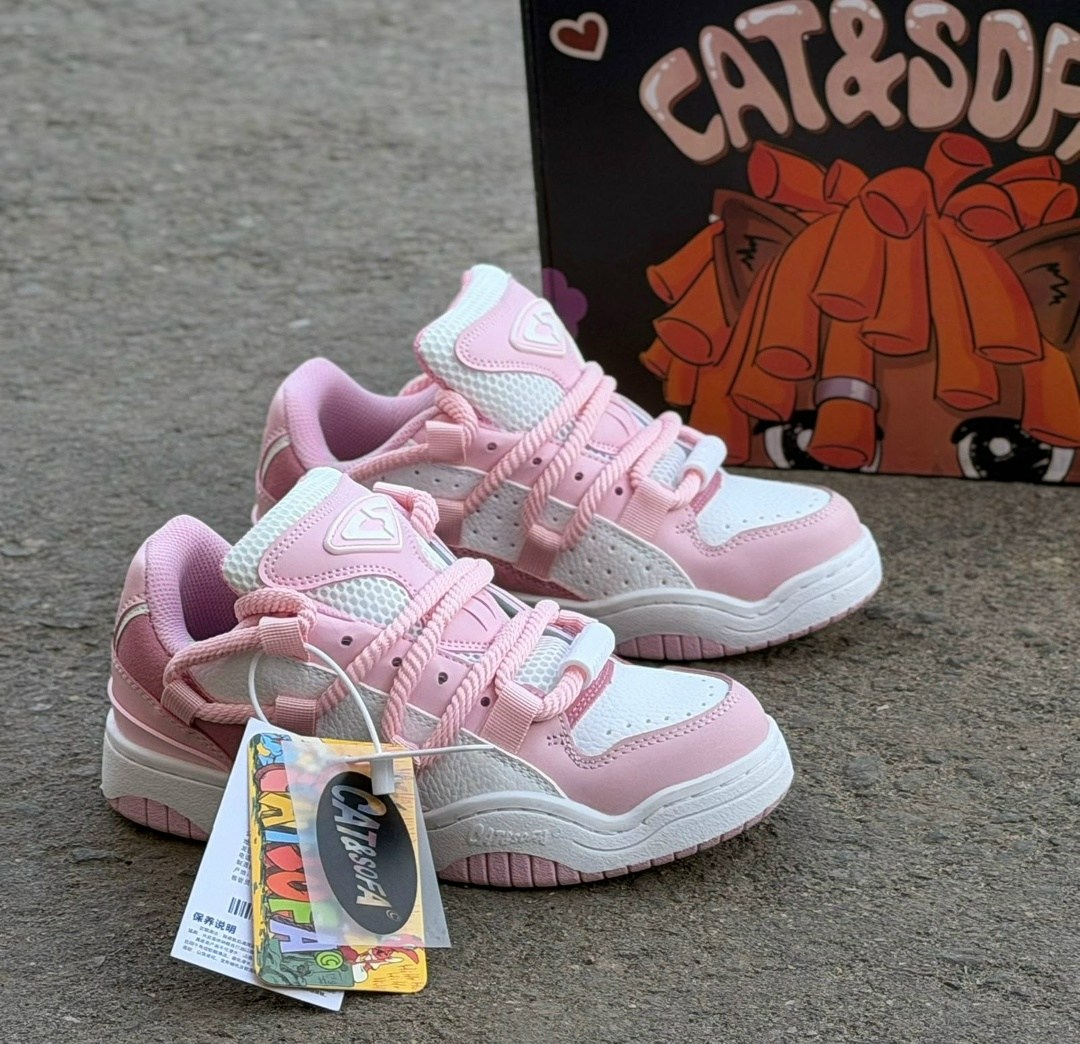 розовые кроссовки,женские кроссовки,кроссовки дутые,кроссовки молодежные,оригинальные кроссовки