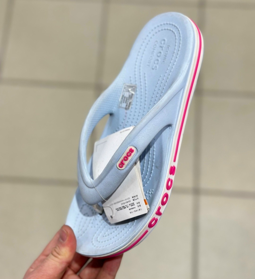 шлепанцы crocs,крокс сланцы белые,crocs bayaband flip,белые шлепки крокс,crocs classic