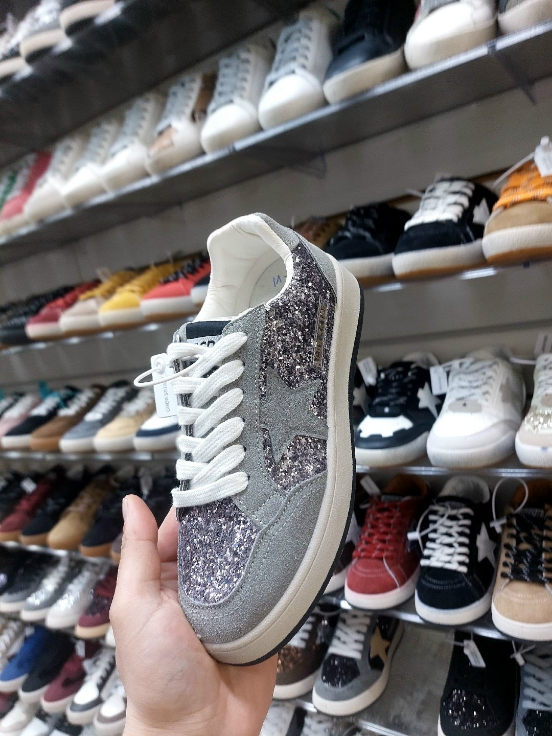 golden goose кроссовки,кеды golden goose golden goose кеды golden goose,кеды golden goose,кроссовки golden goose с пайетками на платформе,