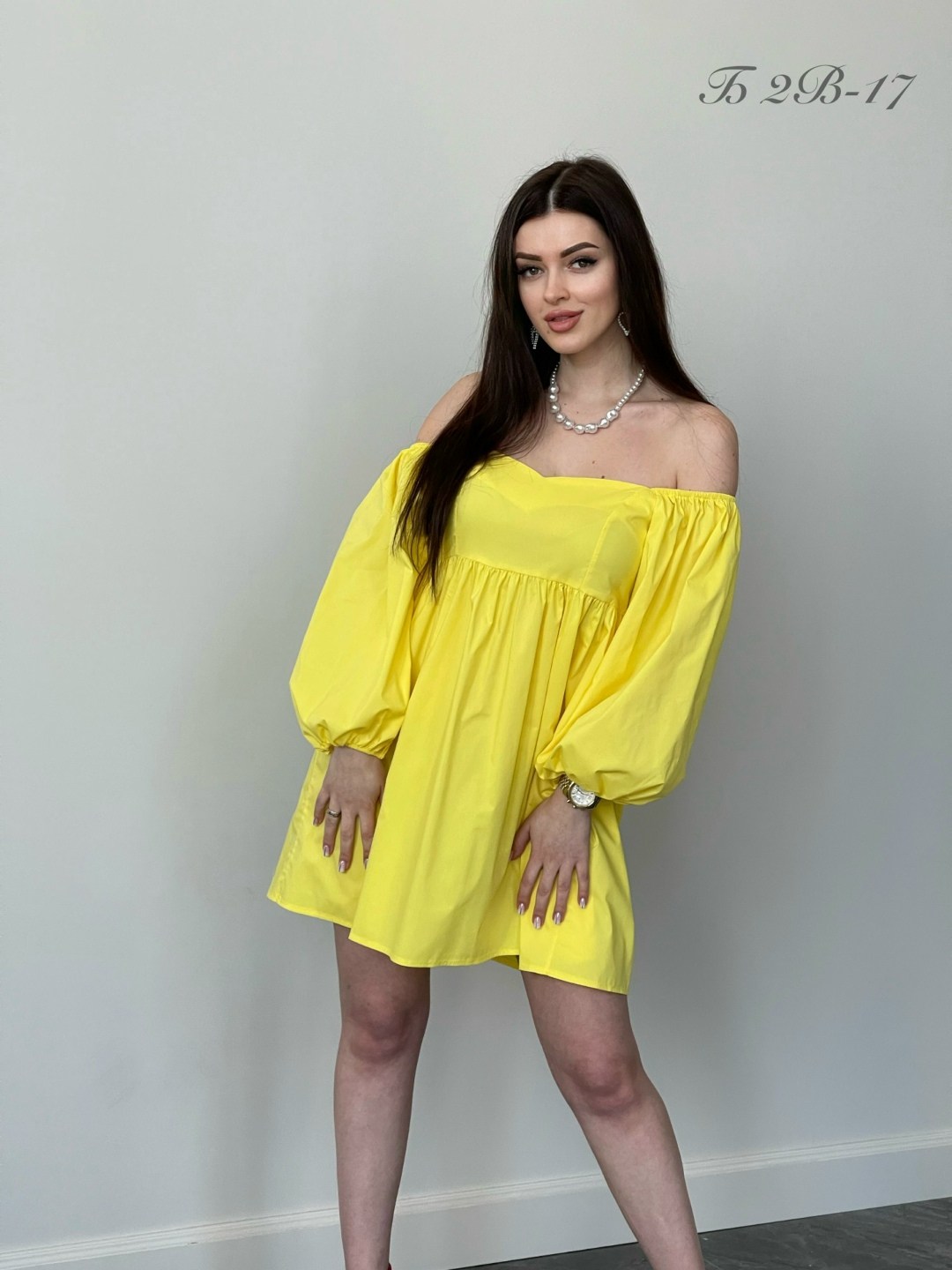 платье летнее,платье женское,платье с открытыми плечами в жёлтом цвете из жатой ткани,платье летнее мини,платье