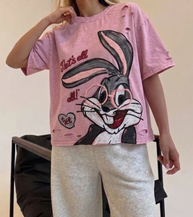 футболка женская,футболка с рисунком,футболка женская багз банни,футболки оверсайз с принтами,футболка багз банни