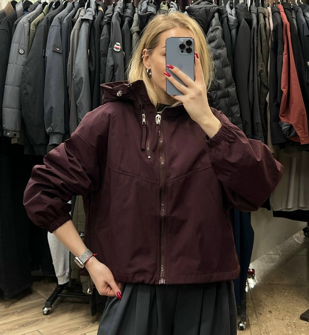 повседневная куртка,куртка модная,легкая куртка,куртка женская,ветровка