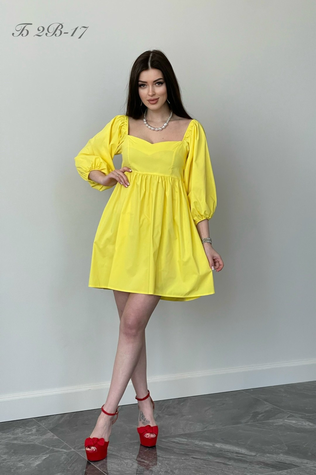 платье летнее,платье женское,платье с открытыми плечами в жёлтом цвете из жатой ткани,платье летнее мини,платье
