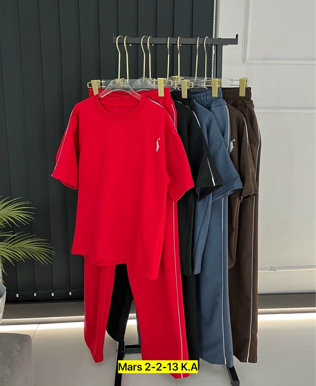 костюм женский,костюм двойка женский,костюм двойка,стильные костюмы,спортивные костюм