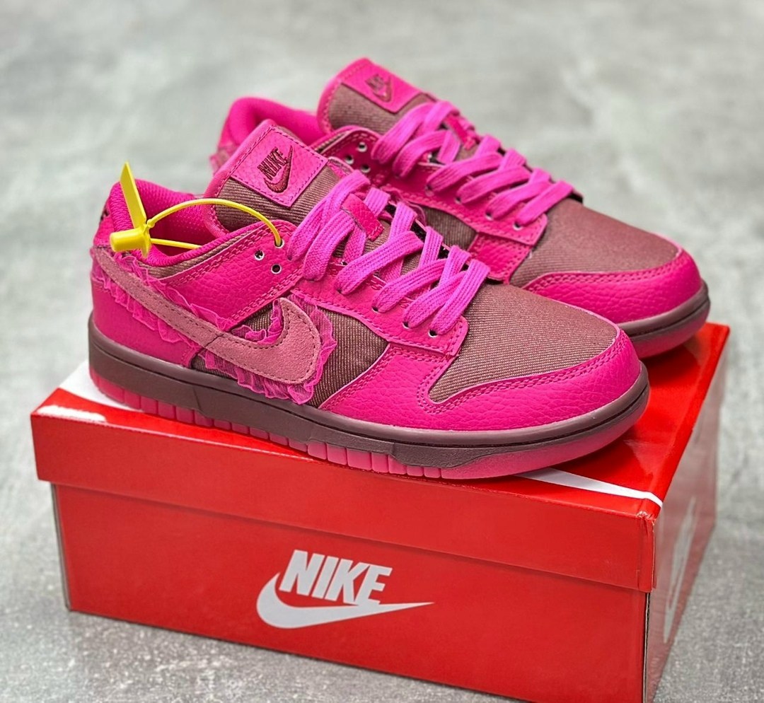 кроссовки nike wmns dunk low 'valentine's day' розовый,nike dunk valentines day 2026,кроссовки nike dunk low valentine розовые,nike dunk low valentines day 2026,розовые кроссовки