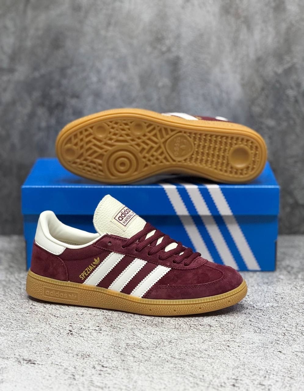 adidas originals handball spezial,кроссовки adidas originals handball spezial,adidas handball spezial,adidas handball spezial sporty & rich shadow red,кроссовки adidas handball spezial